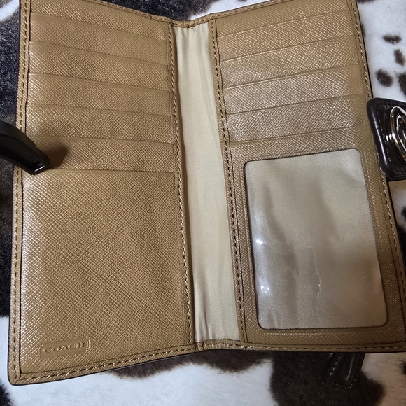 Coach Tan and Brown Signature Clasp Wallet - Picture 5 of 5